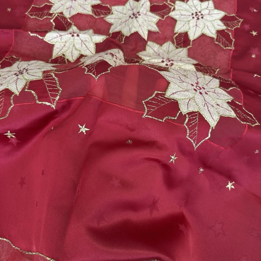 Lot Vintage Christmas Cutwork Embroidered Tablecloth Runner Placemats Poinsettia